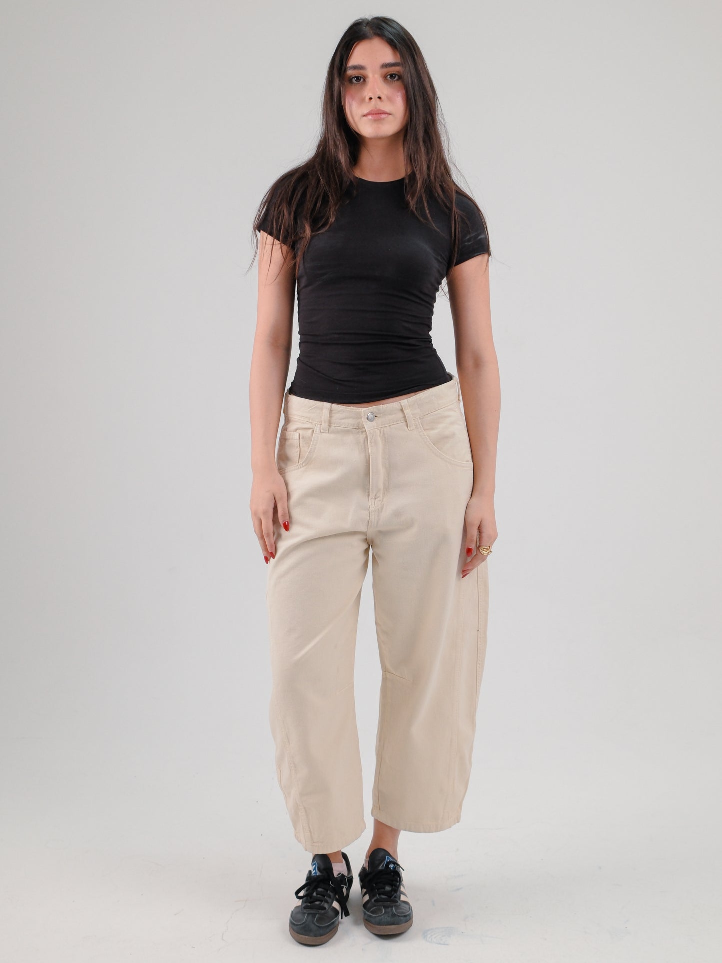 Off-White Barrel Jeans