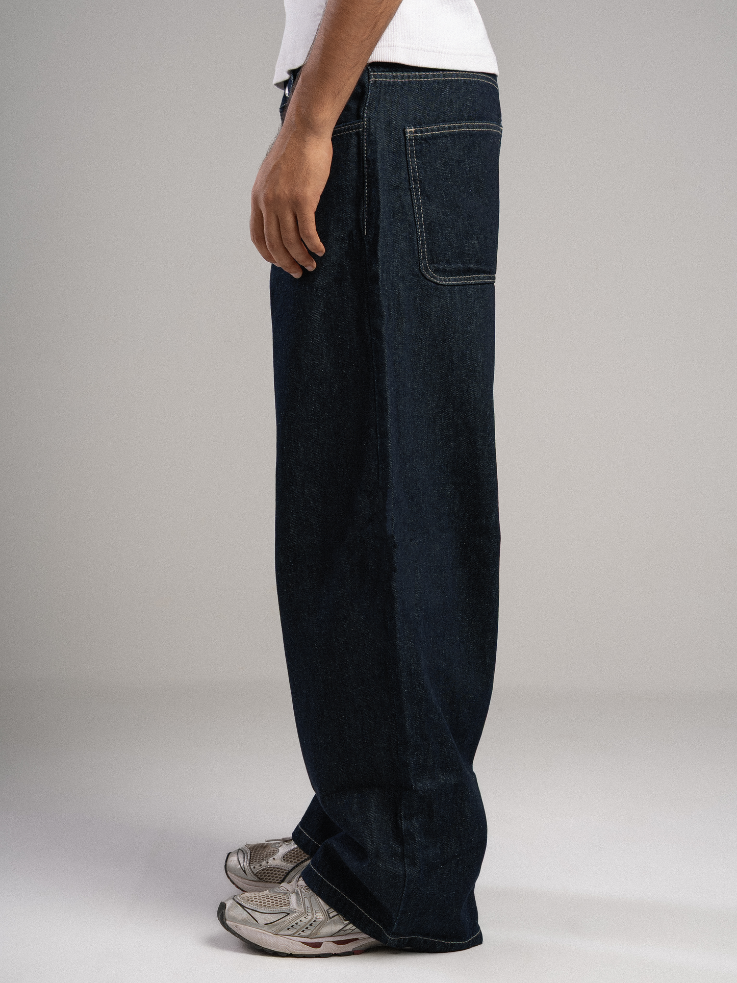 Raw baggy jeans