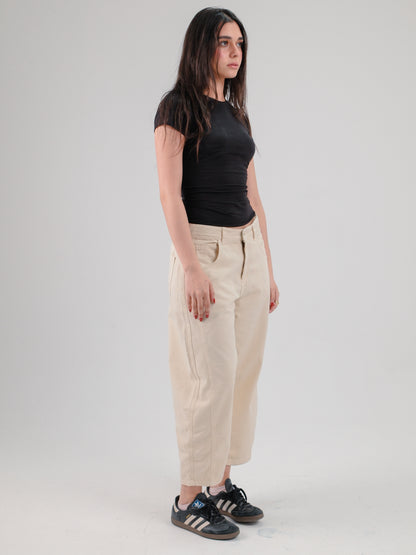 Off-White Barrel Jeans